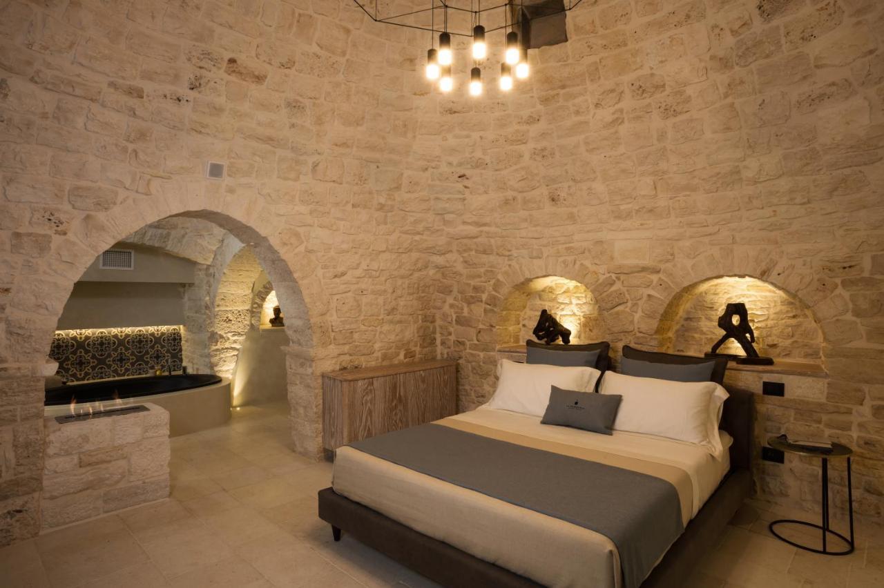 La Mandorla Luxury Trullo Bed & Breakfast Alberobello Exterior photo